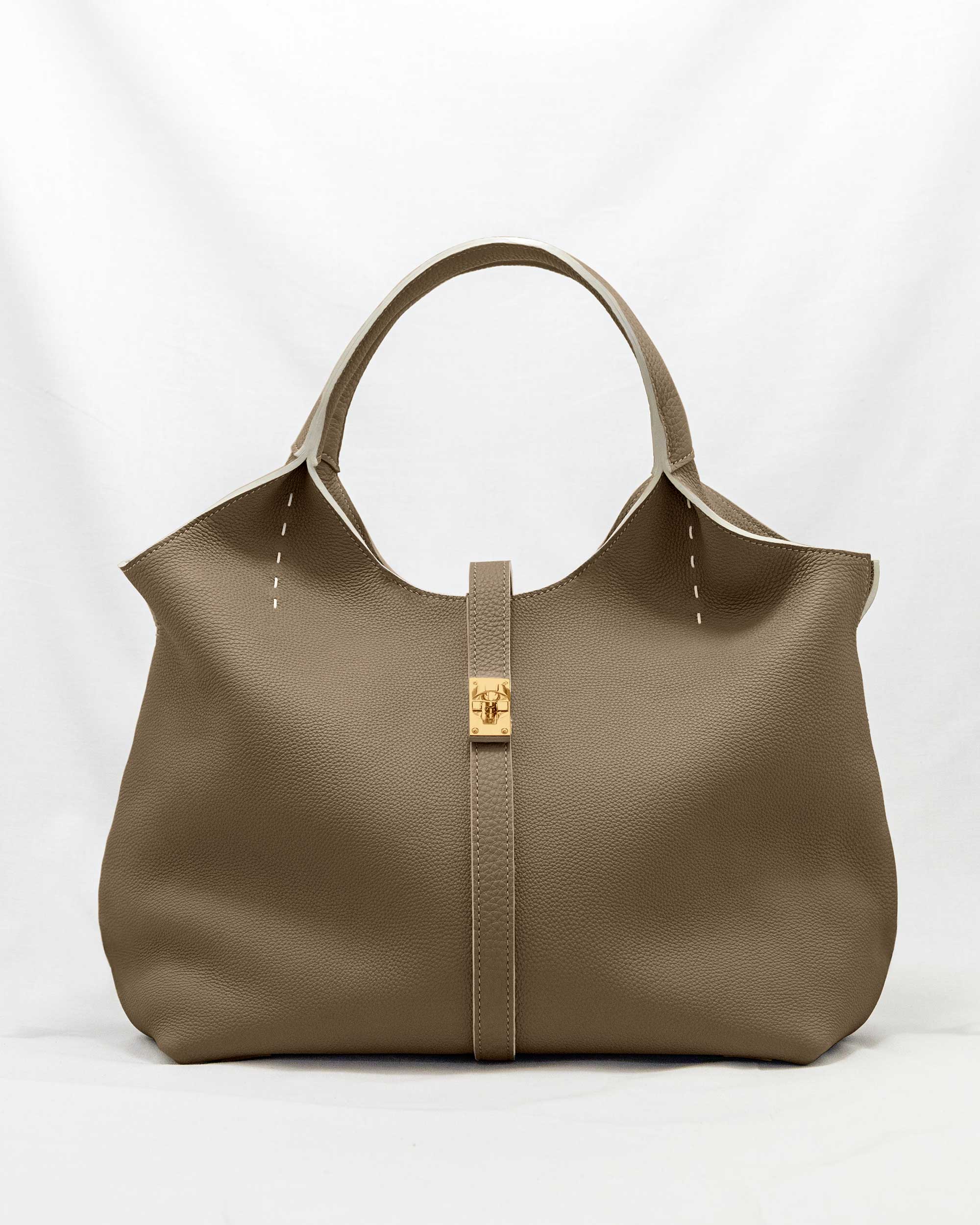 ANNE ｜日本製の本革バッグ・財布｜NAGATANI（ナガタニ）公式