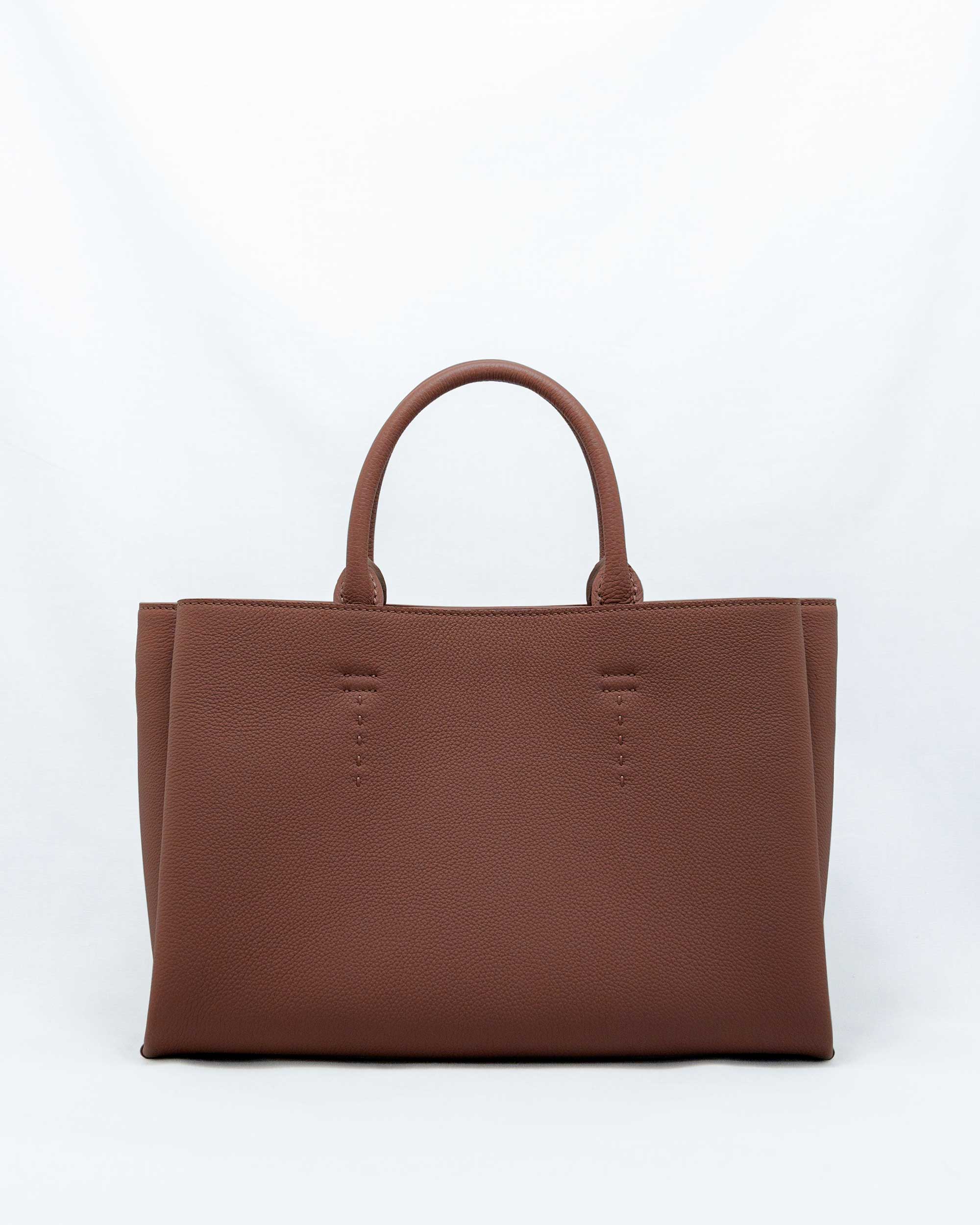 CLASSY ｜日本製の本革バッグ・財布｜NAGATANI（ナガタニ）公式