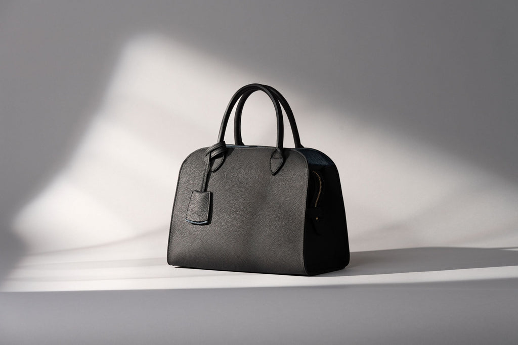 MAEVEの魅力 ｜日本製の本革バッグ・財布｜NAGATANI（ナガタニ）公式