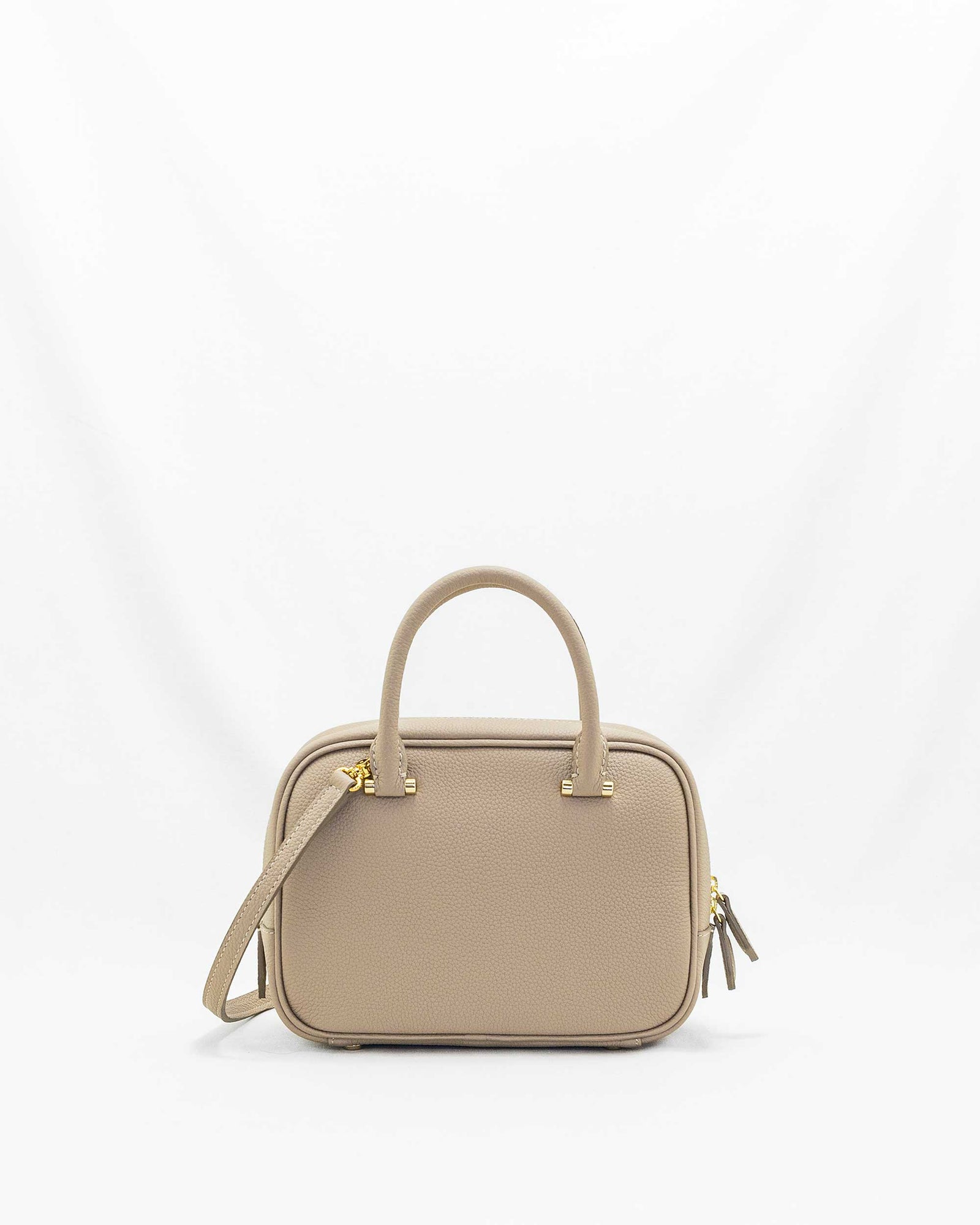 レオナール 日本製 ボタニカル美シルエットスクエアネック タンクトップ ベージュ JOLIE [BEIGE] ｜日本製の本革バッグ・財布｜NAGATANI（ナガタニ）公式