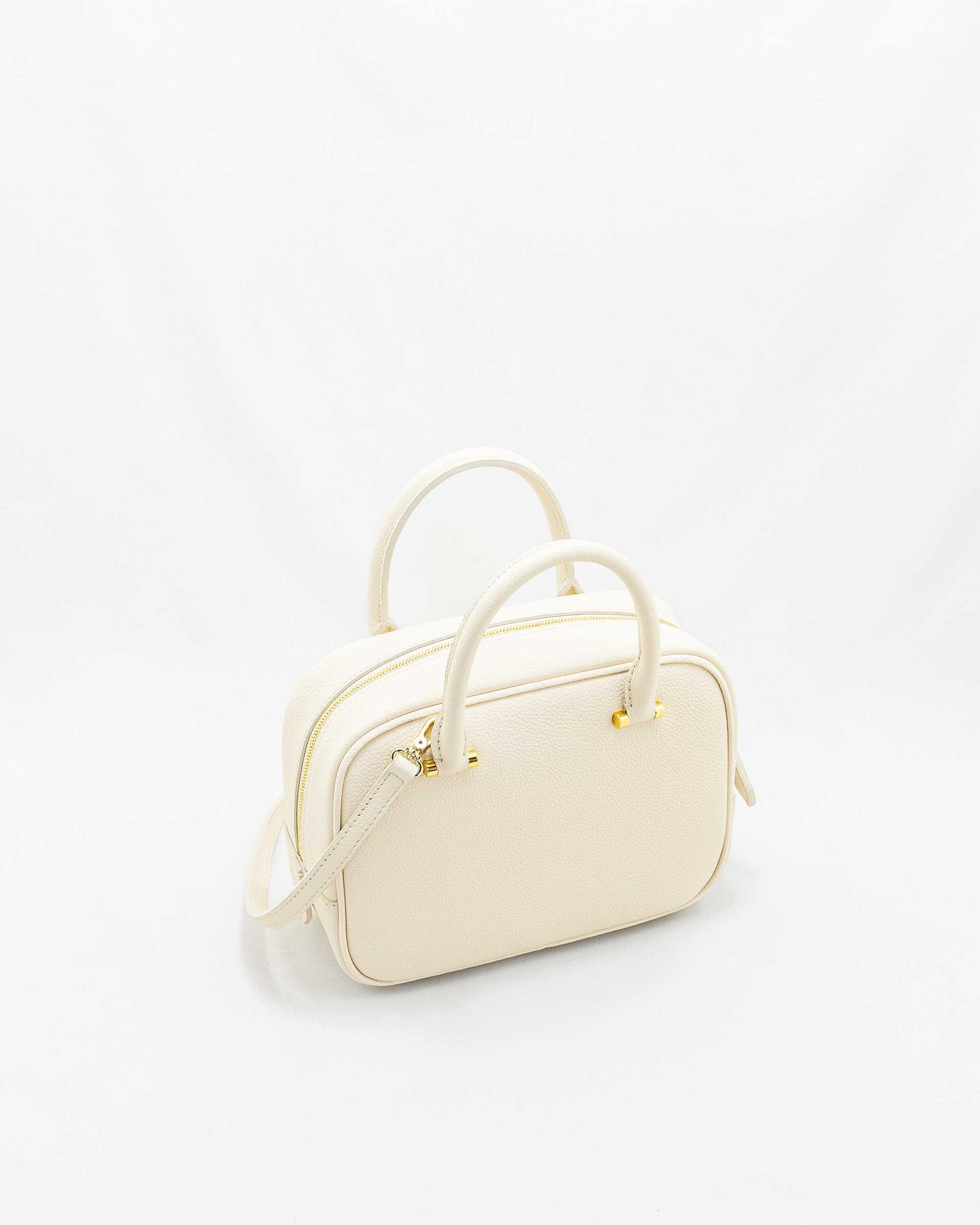 ニャー　Ne-ne t イニシャル　PU合皮円柱型ポーチ 10個セット 新品 JESSIE [ECRU] ｜日本製の本革バッグ・財布｜NAGATANI（ナガタニ）公式