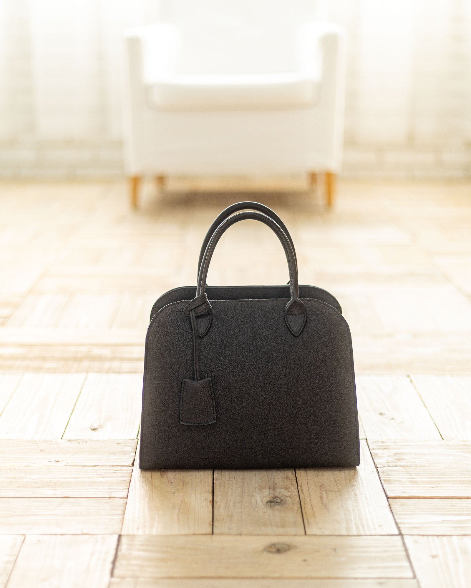 MAEVE [BLACK] ｜日本製の本革バッグ・財布｜NAGATANI（ナガタニ）公式