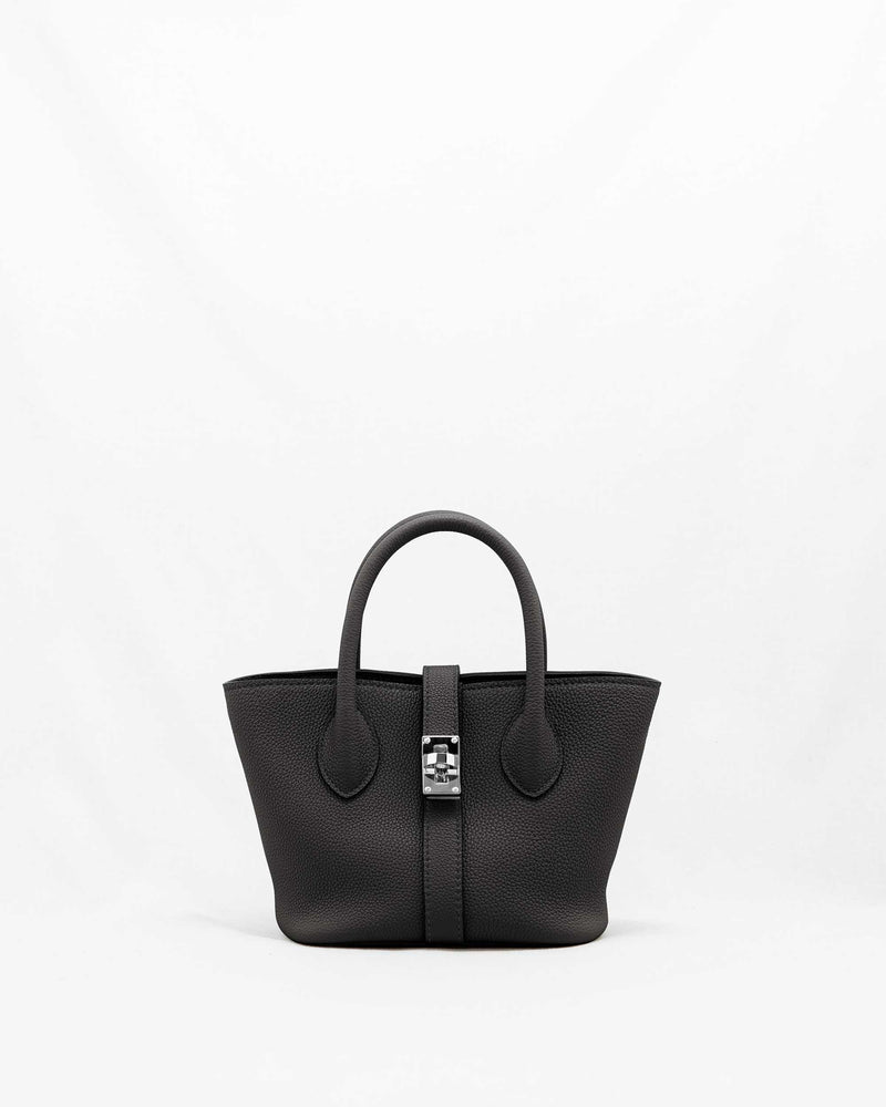 M.N [BLACK]