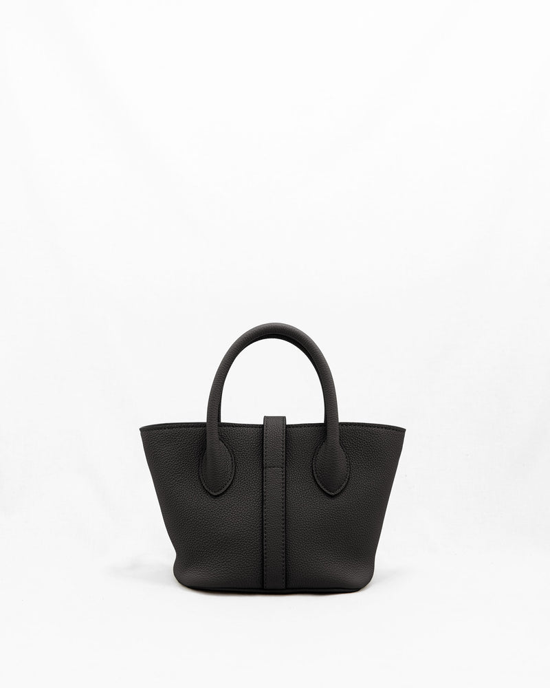 M.N [BLACK]