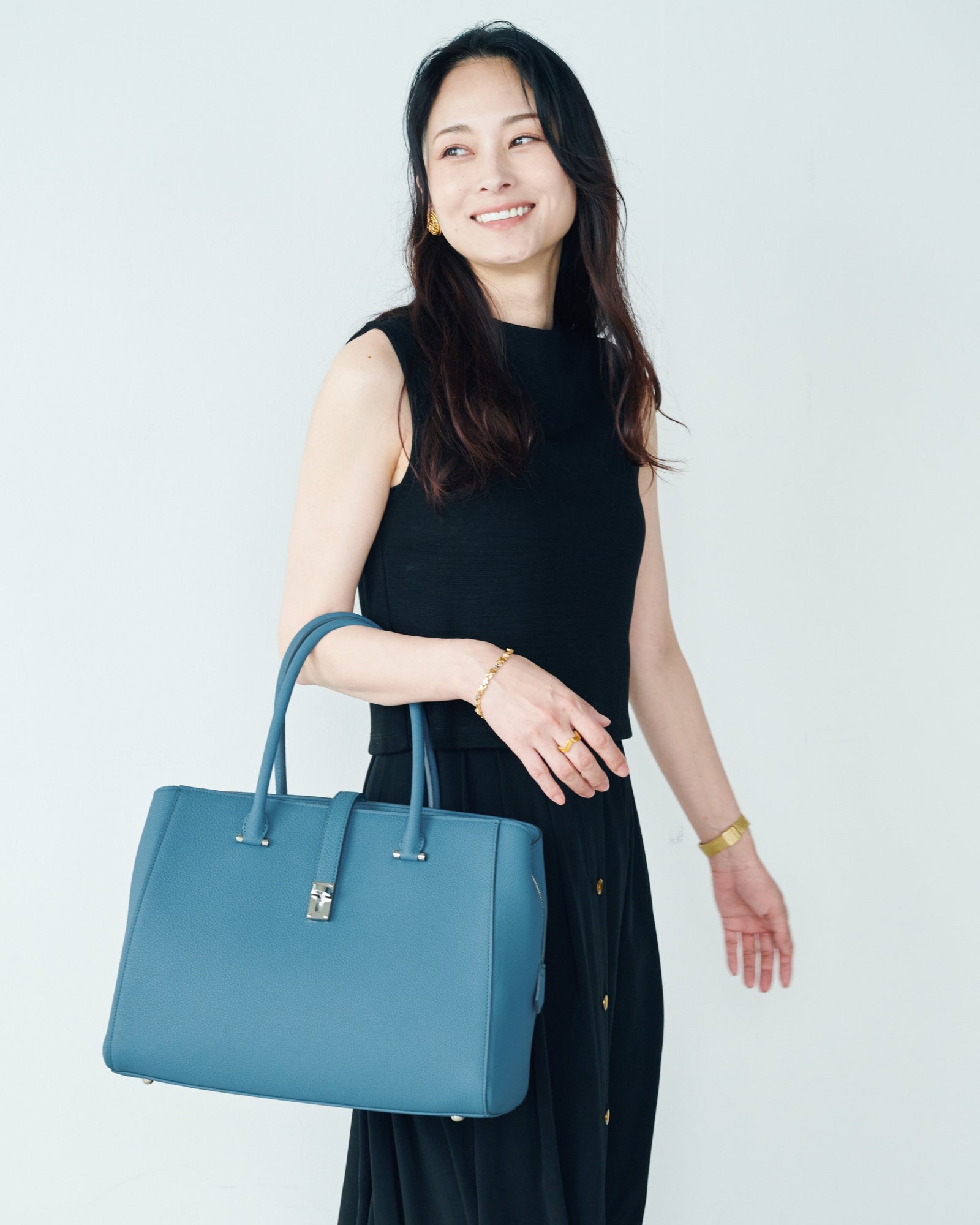 MARGARET [OCEAN BLUE]