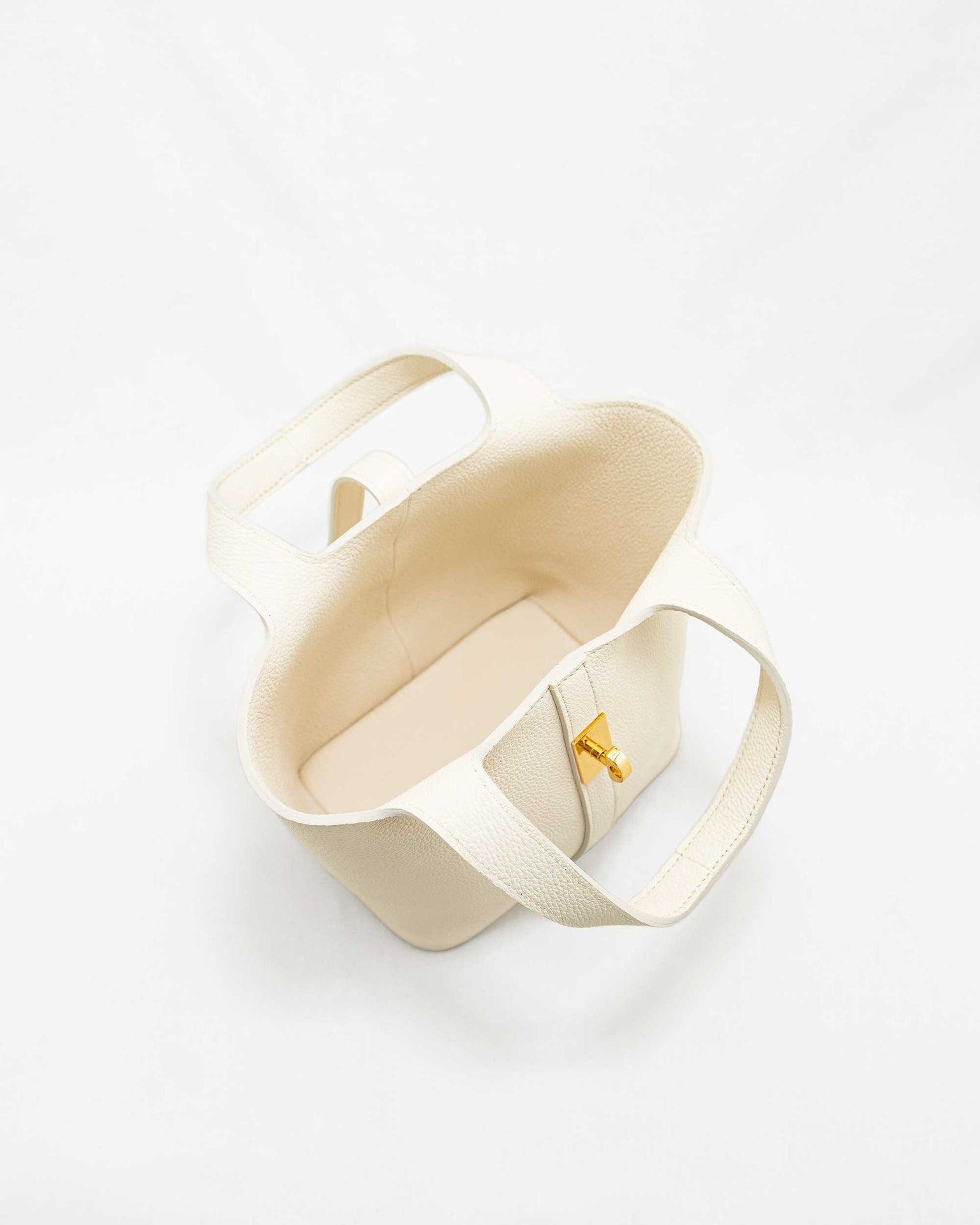 RINA [ECRU] ｜日本製の本革バッグ・財布｜NAGATANI（ナガタニ）公式