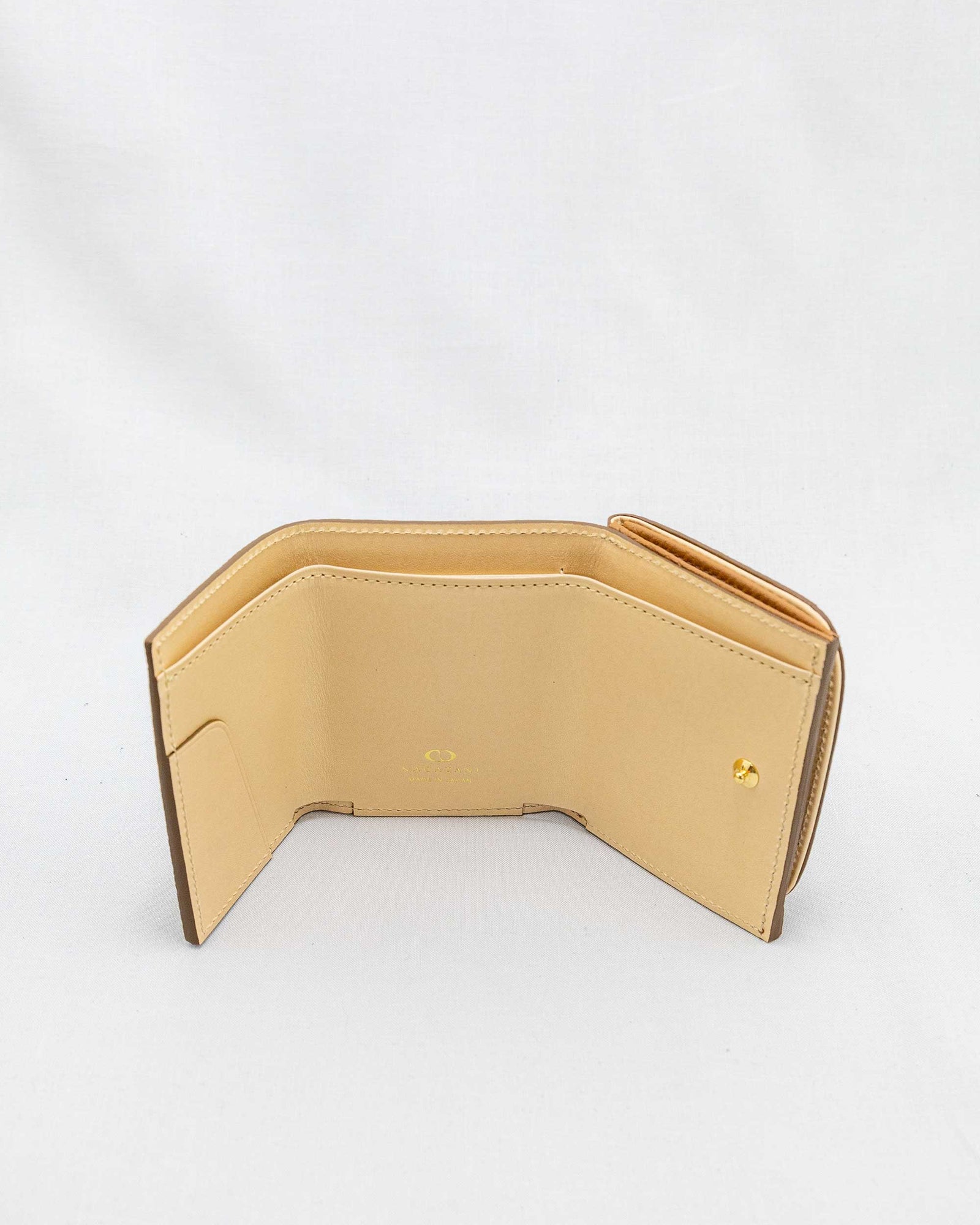 BONHEUR [CAMEL] ｜日本製の本革バッグ・財布｜NAGATANI（ナガタニ