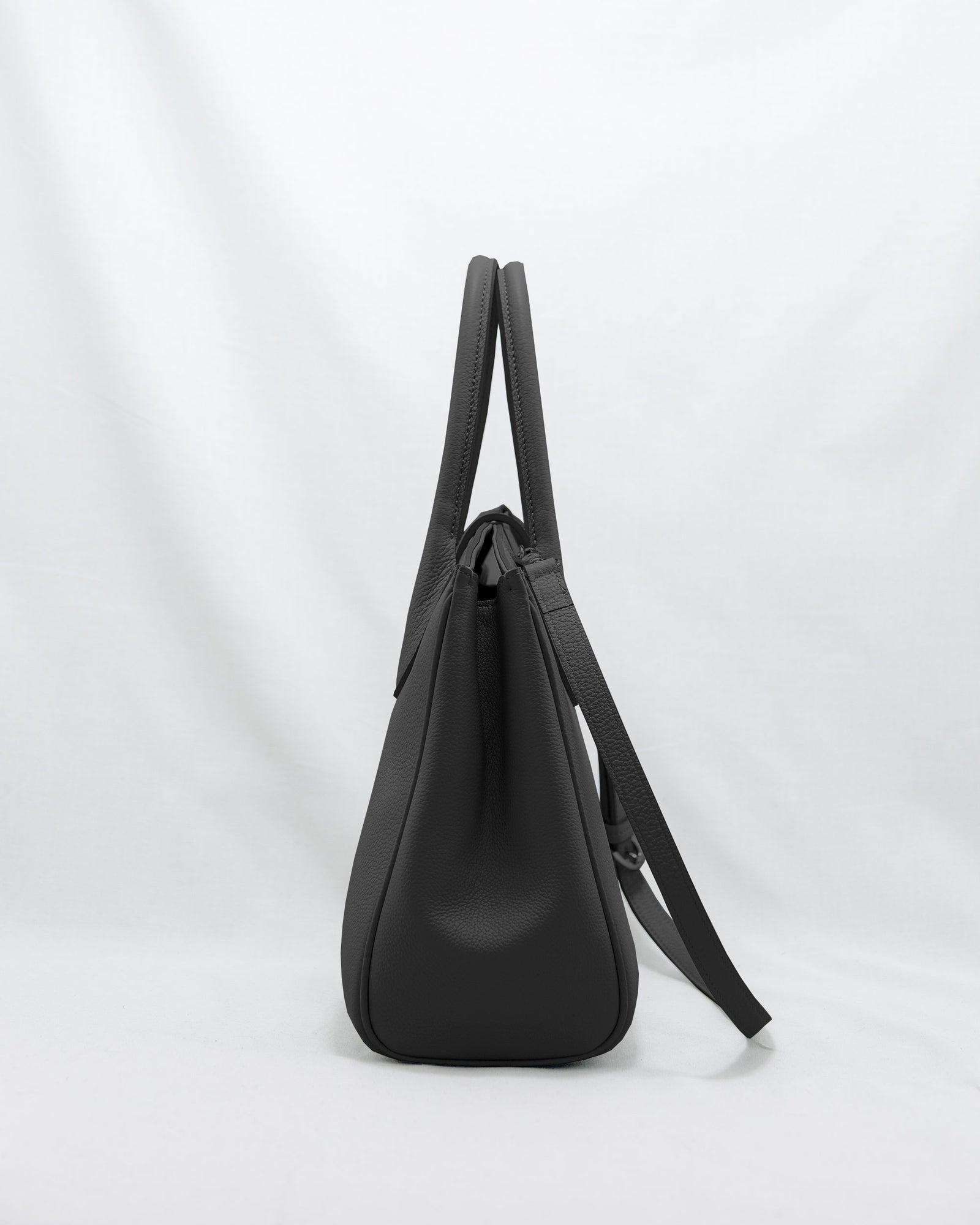 ELIANE [BLACK] ｜日本製の本革バッグ・財布｜NAGATANI（ナガタニ