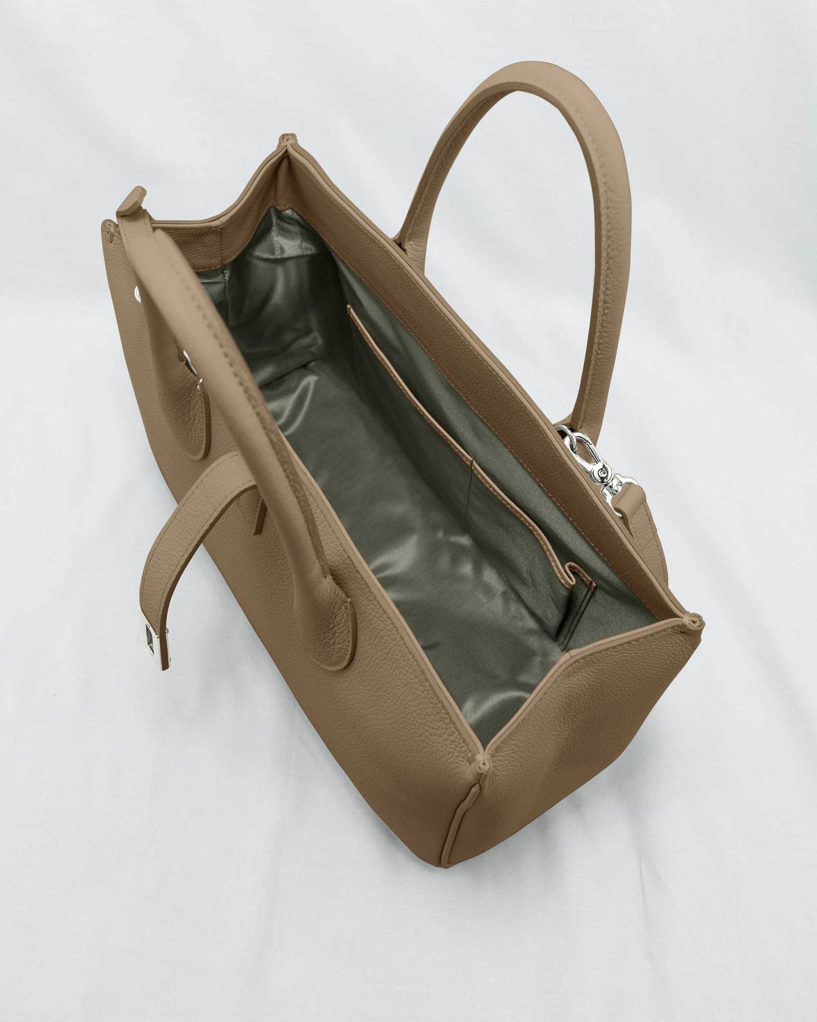 ELIANE [OAK] ｜日本製の本革バッグ・財布｜NAGATANI（ナガタニ）公式 