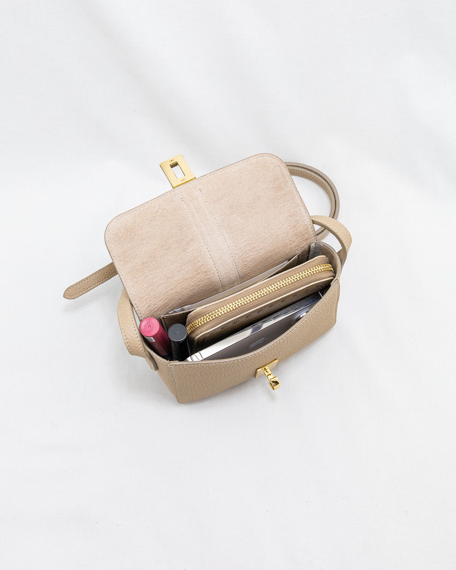 JOLIE [BEIGE] ｜日本製の本革バッグ・財布｜NAGATANI（ナガタニ）公式