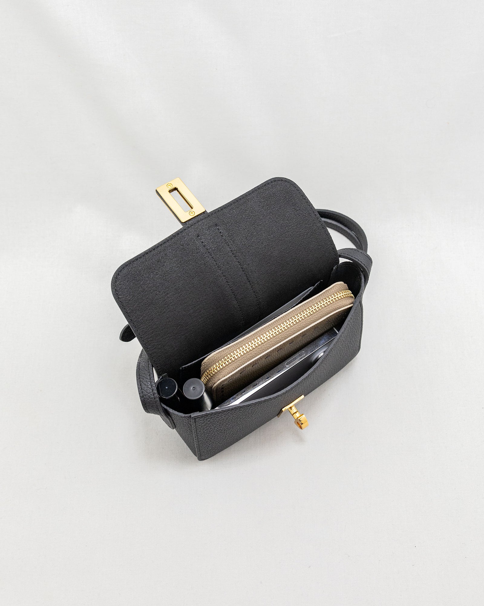 天然皮革 Eternal Bag | Black 天然皮革 Eternal Bag | Black