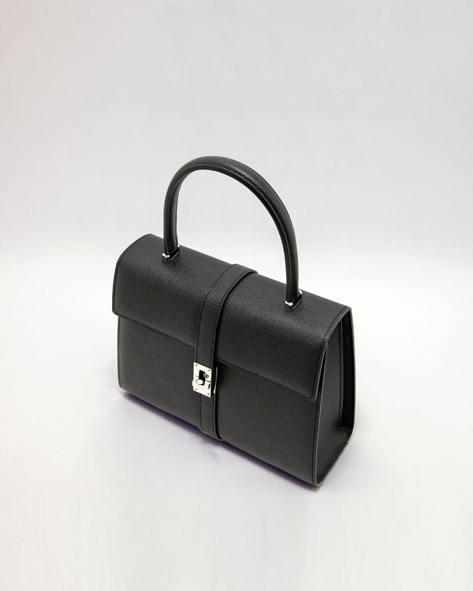 M [SILVER] ｜日本製の本革バッグ・財布｜NAGATANI（ナガタニ