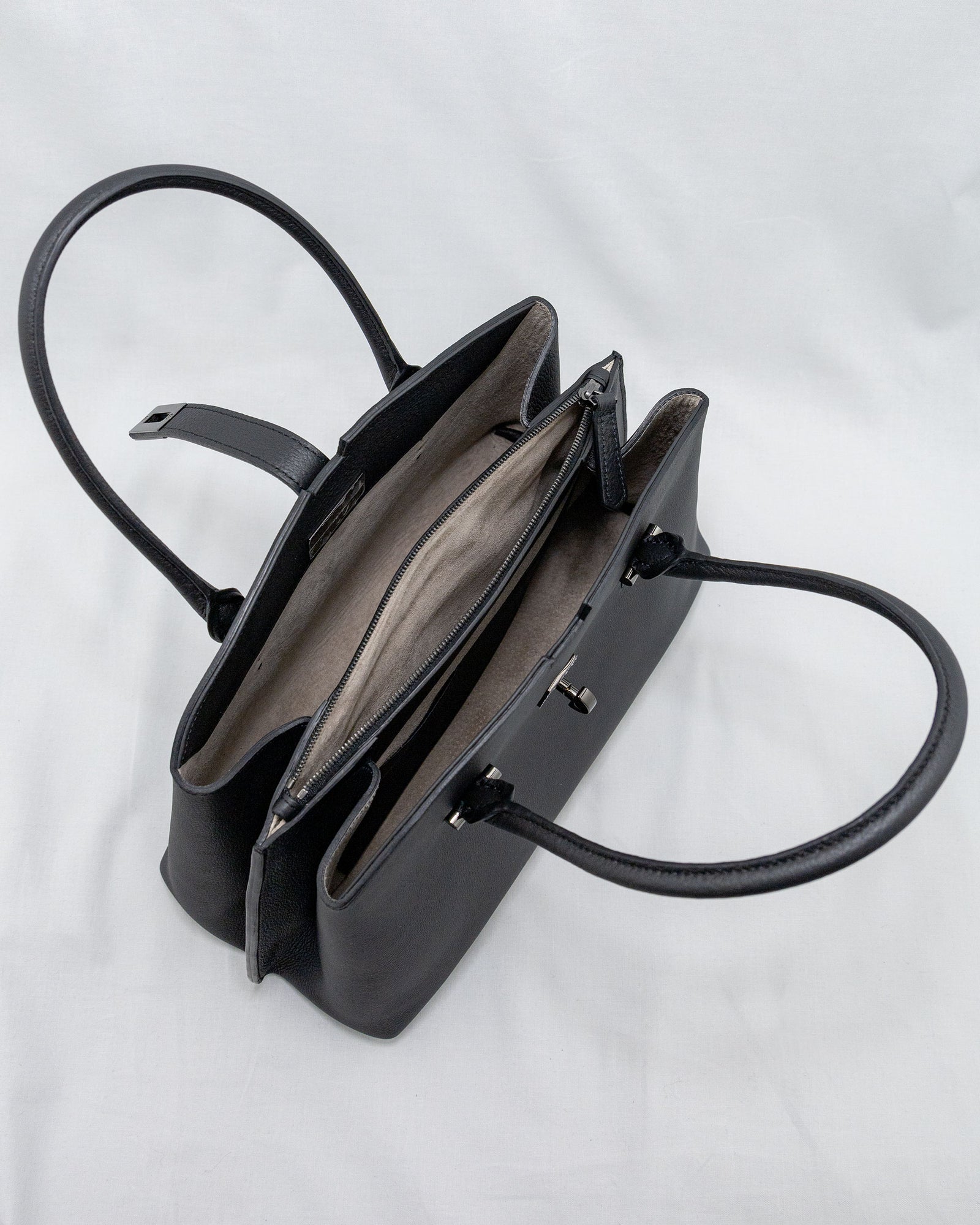 MATHILDE [BLACK] ｜日本製の本革バッグ・財布｜NAGATANI（ナガタニ