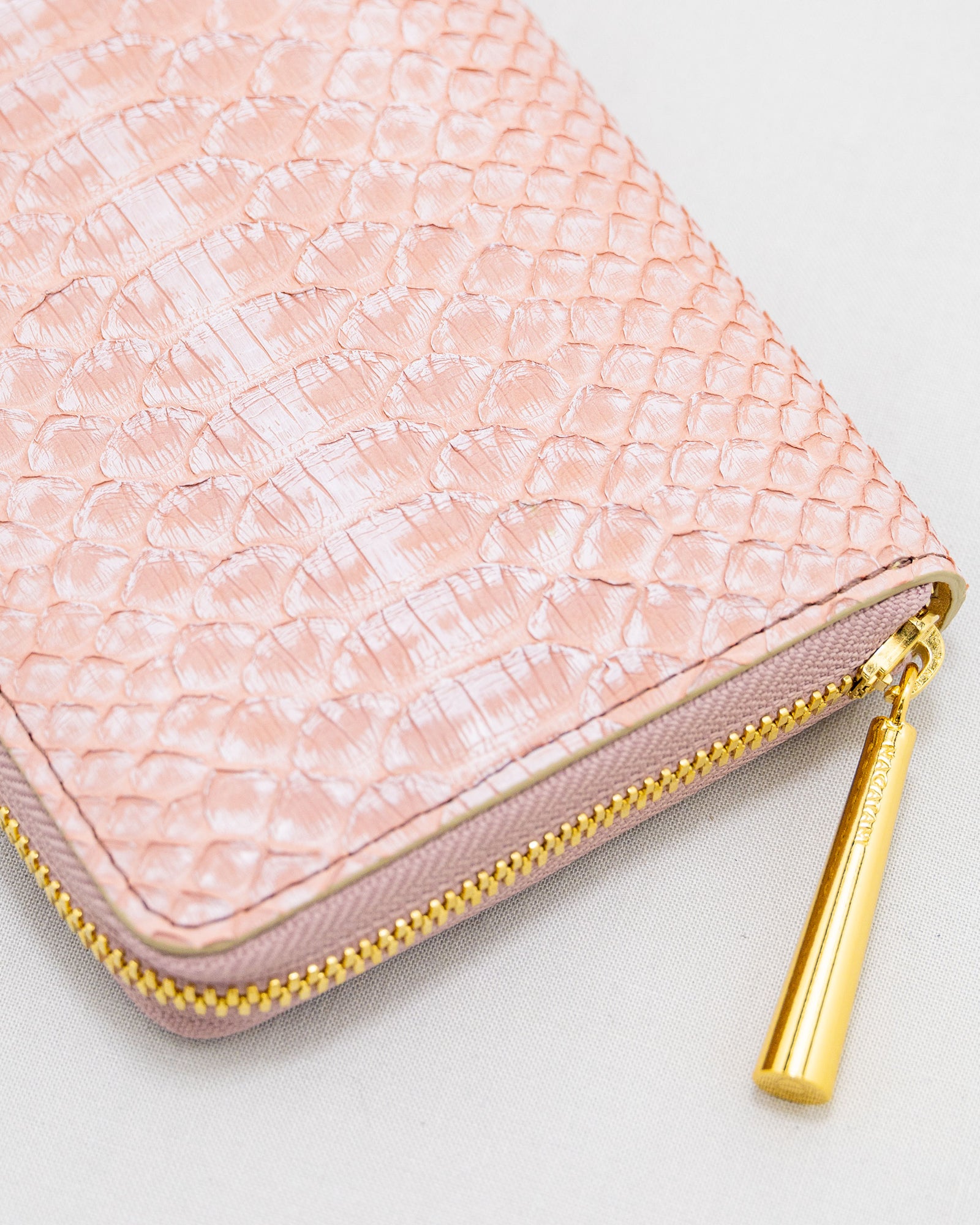 新品ナガタニ パイソンバック POWDER [PINK] ｜日本製の本革バッグ・財布｜NAGATANI（ナガタニ）公式