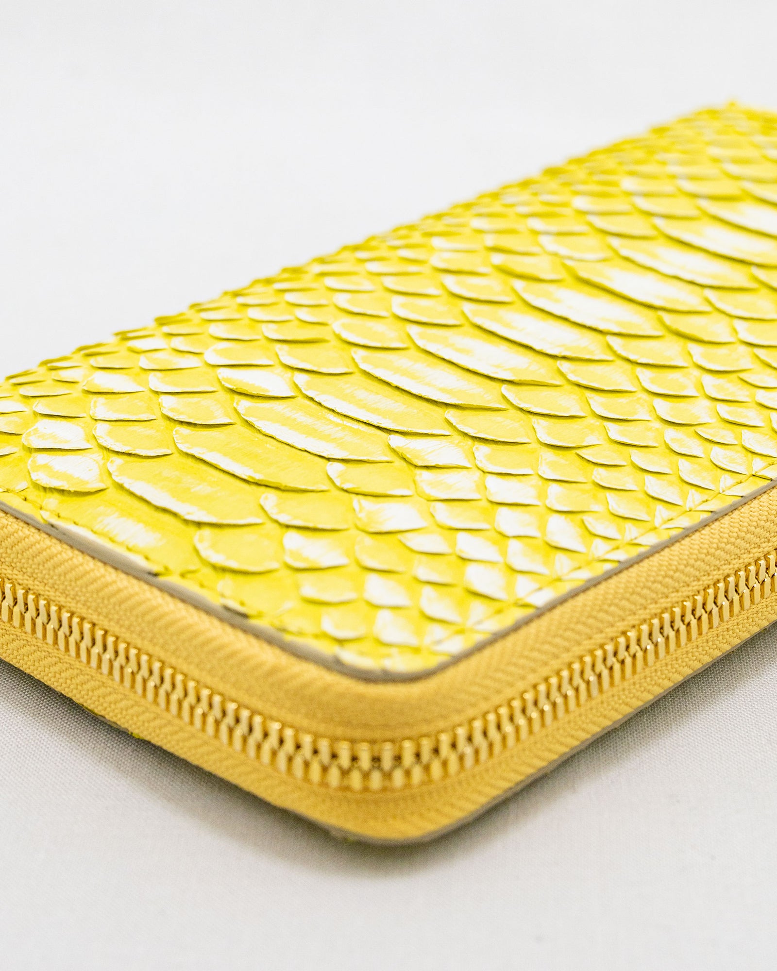 POWDER [YELLOW] ｜日本製の本革バッグ・財布｜NAGATANI（ナガタニ