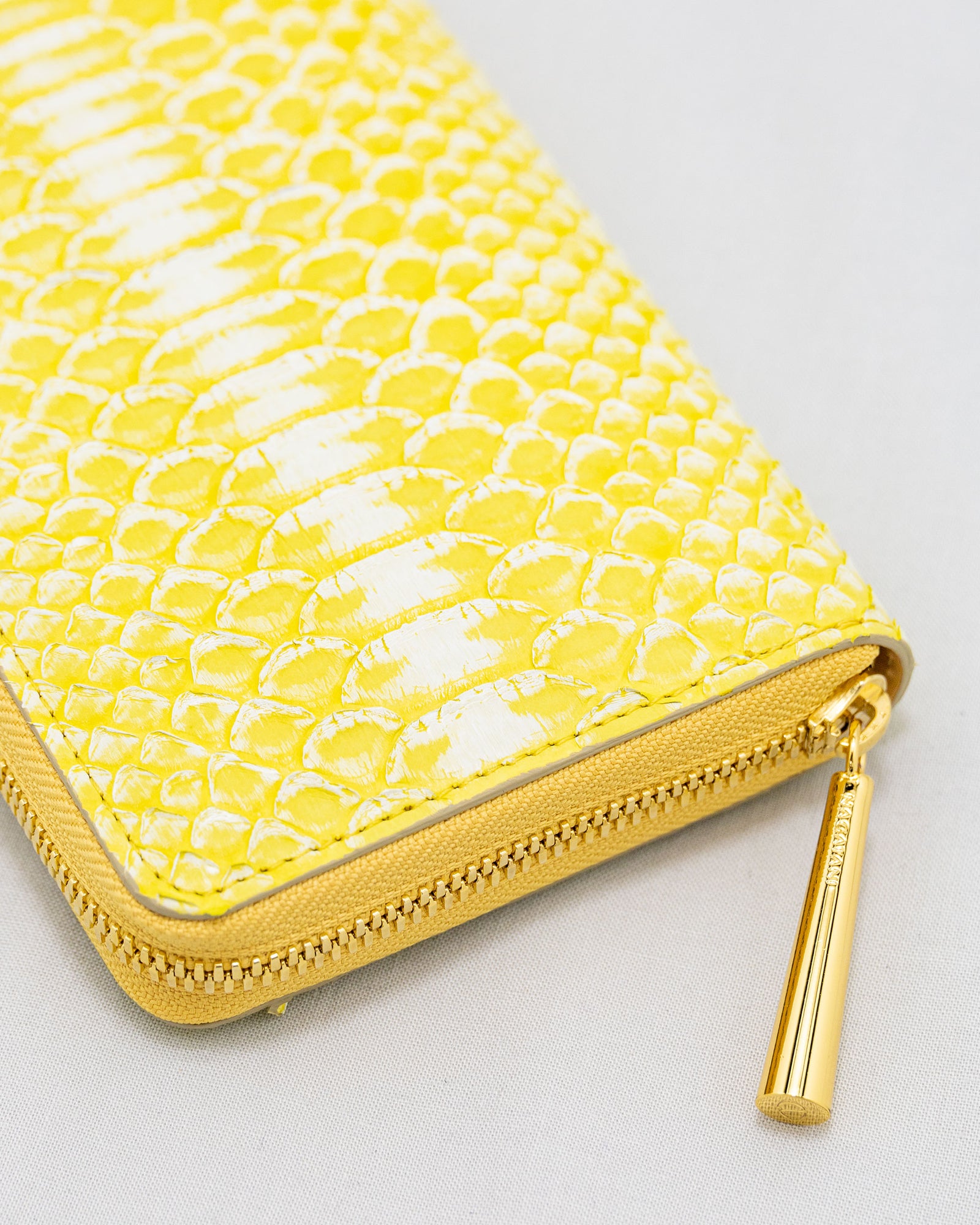 POWDER [YELLOW] ｜日本製の本革バッグ・財布｜NAGATANI（ナガタニ