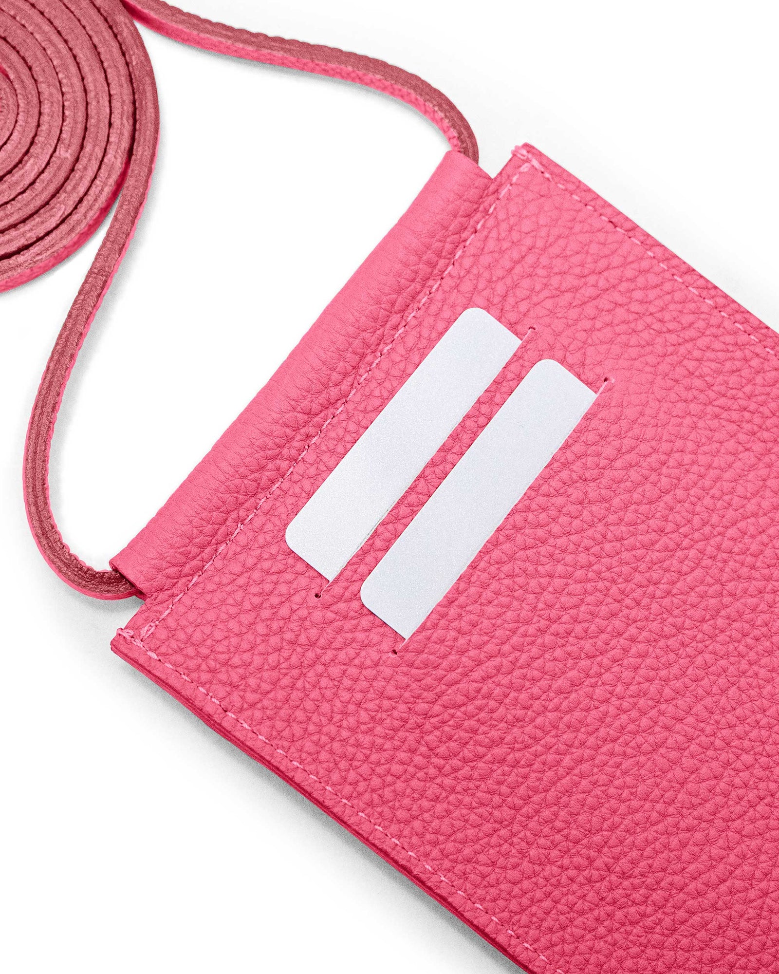SPUR [ROYAL PINK] ｜日本製の本革バッグ・財布｜NAGATANI（ナガタニ
